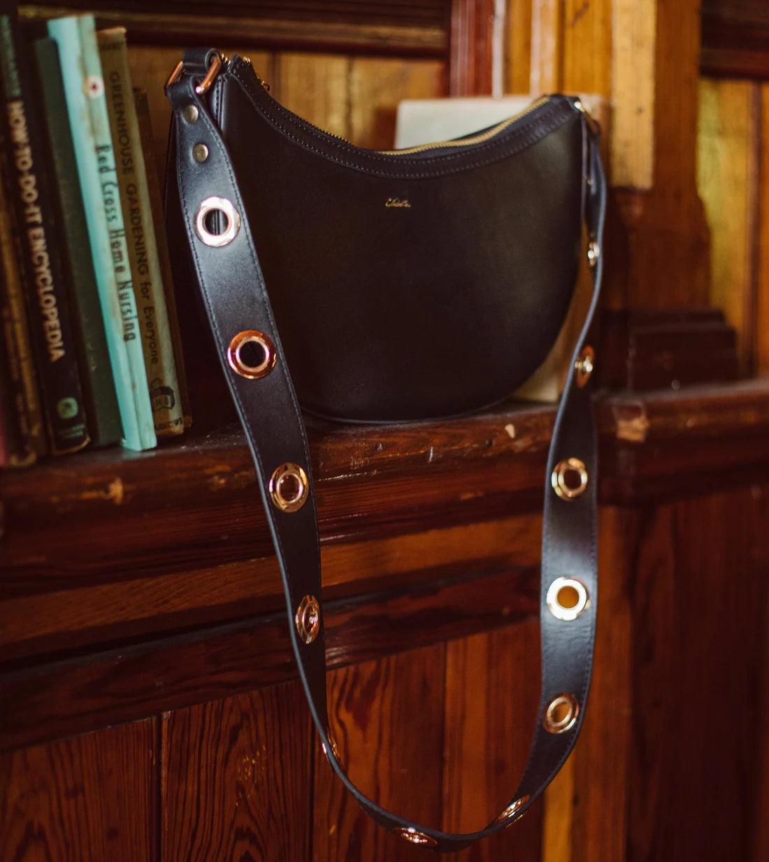 Lyon Crossbody
