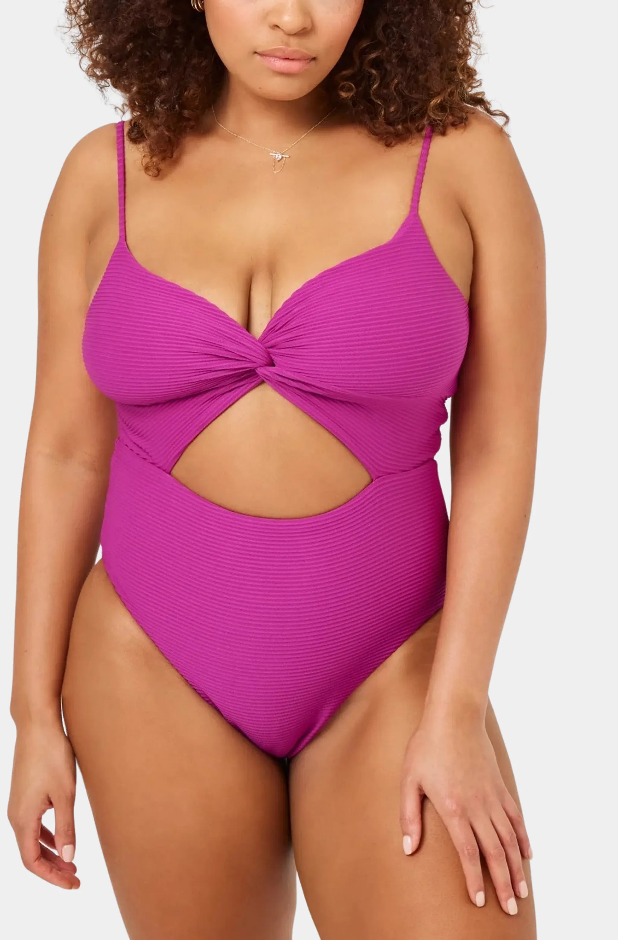 Kyslee One Piece Classic