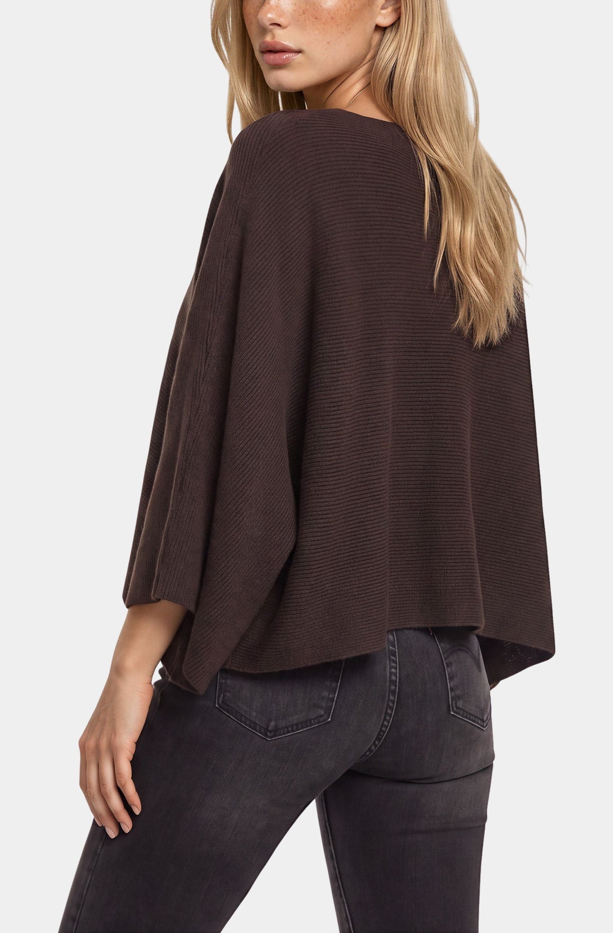 Lindalva Sweater