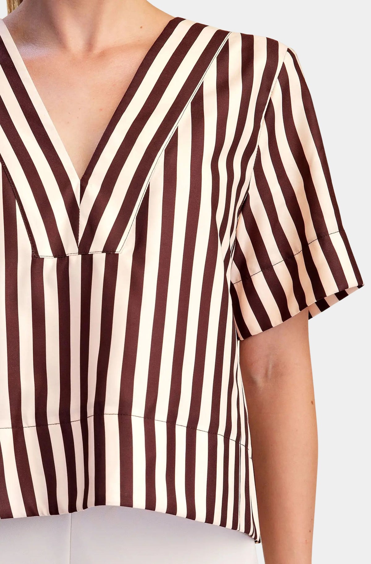 Valerie Top