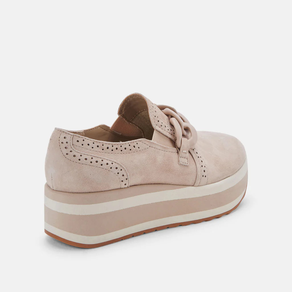 Jhenee Sneaker